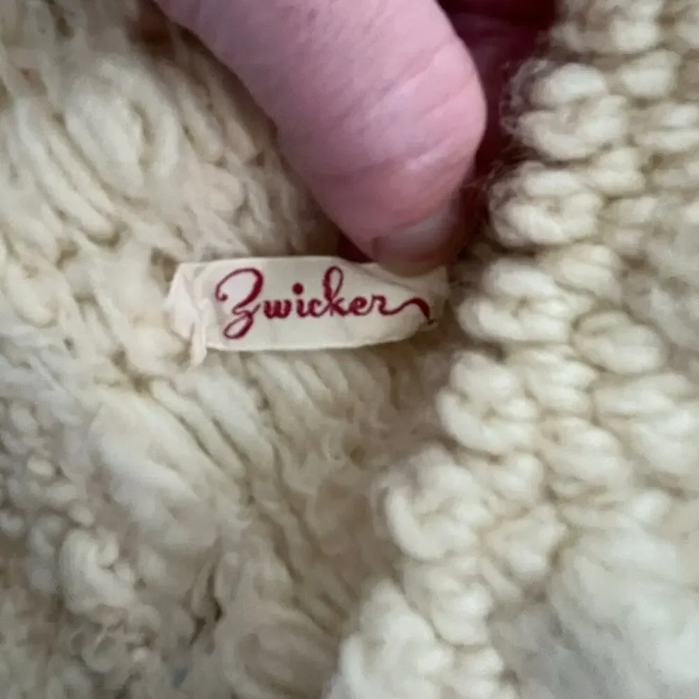 Vintage 100% Wool Zwicker Cream Handcrafted Soft Infant Baby Button Hat Cap